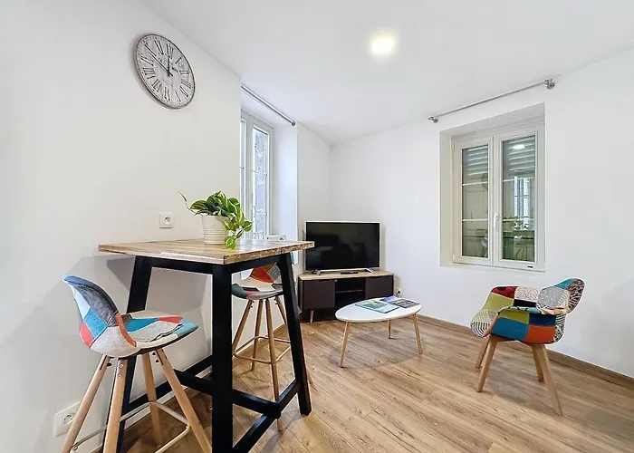 Studio Royat Proche Des Commerces Nationale 2